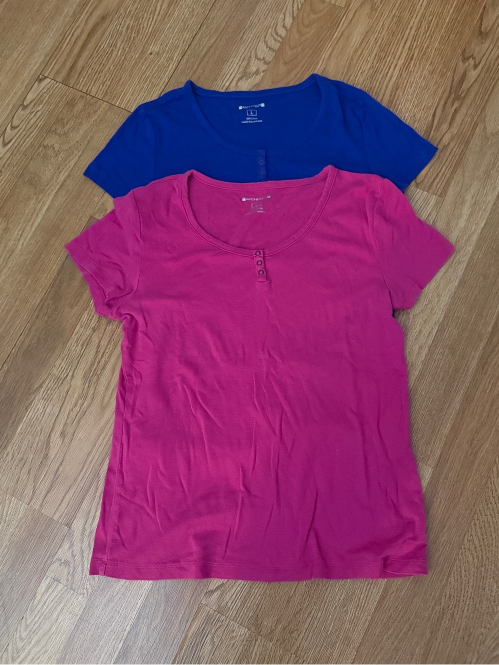 Architect Womens Short Sleeve Tees in Hot Pink & Royal Blue
